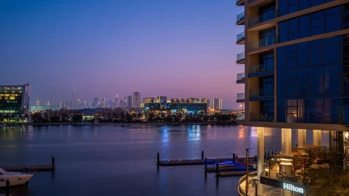 Hilton Dubai Creek Hotel & Residences