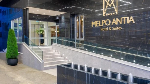 Melpo Antia Hotel & Suites