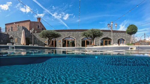 Etna Quota Mille Boutique Hotel, Typical Sicilian Food & Wine