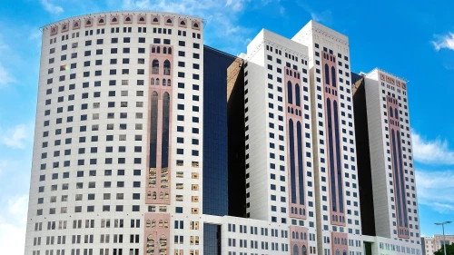 Wirgan Al Noor, Tapestry Collection by Hilton