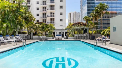 Fortune House Hotel Suites
