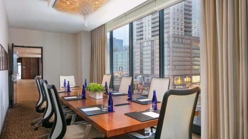 The Royal Sonesta Chicago River North