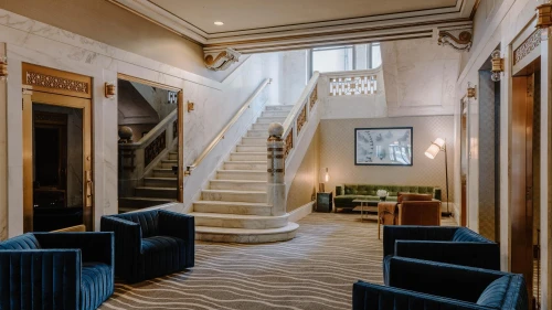 River Hotel