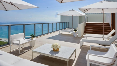 W South Beach