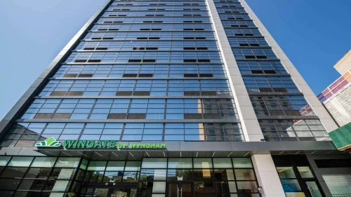 Wingate by Wyndham Long Island City